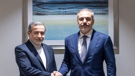 Mawaziri wa Mambo ya Nje wa Iran na Uturuki watilia mkazo kulinda usalama wa kikanda