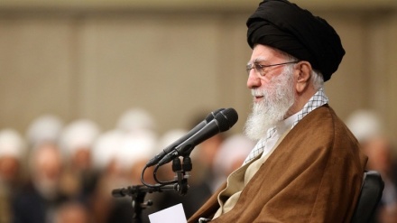 د پردې شاته لوبغاړي؛ په لویدیځو رسنیو کښې د سوريې په هکله د امام خامنه اي د وینا پراخ انعکاس: