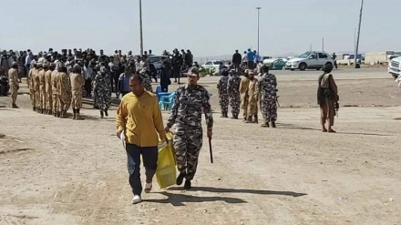  ۱۵۰۰ تبعه افغان زندانی در ایران به افغانستان منتقل می شوند