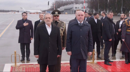 Rais wa Iran awasili Russia kutia saini mkataba wa ushirikiano wa kistratijia wa miaka 20
