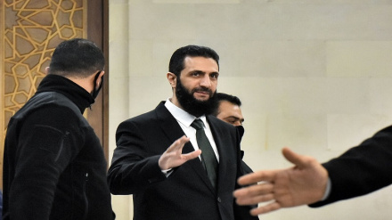 El Colani Suriye'nin geçici cumhurbaşkanı olarak tanıtıldı