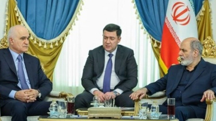 Ադրբեջանի փոխվարչապետը Թեհրանում հանդիպել է Իրանի ազգային անվտանգության գերագույն խորհրդի քարտուղարի հետ
