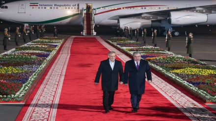 د ۱۳ اقتصادي هوکړو په لاسلیکیدو سره د ایران او تاجکستان اړیکې پياوړې کیږي
