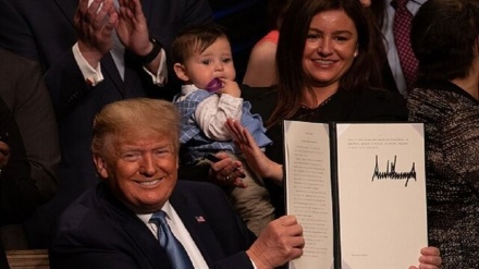 Trump hoqi ndalimin për dërgimin e bombave 2000 paundëshe në Izrael