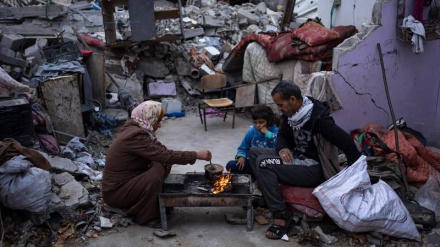 Gaza e nisi vitin e ri nën bombardime