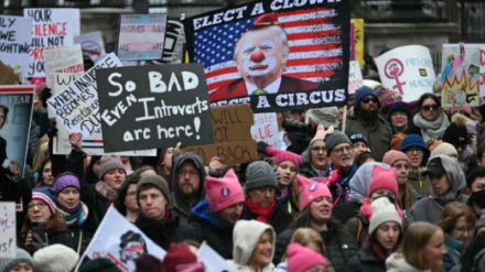 Mijëra protestojnë në Uashington kundër Trumpit