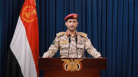 Yemen'den ABD uçak gemisine saldırı