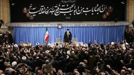 دیدار هزاران نفر از مردم قم ایران با رهبر انقلاب اسلامی