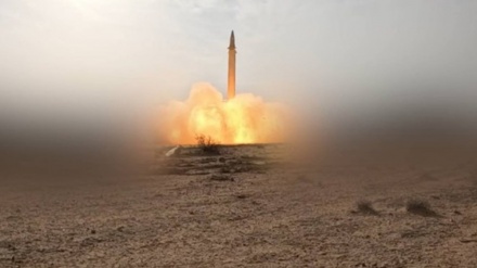 Jemeni godet caqe të ndjeshme izraelite dhe aeroplanmbajtësen amerikane