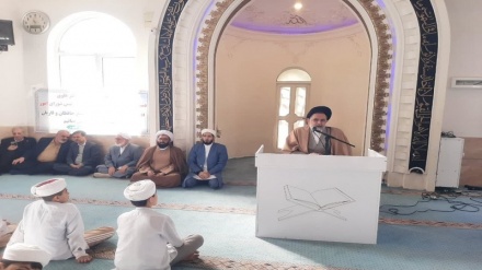 دستیار رئیس جمهور ایران: جمهوری اسلامی بین طلاب شیعه و سنی فرقی نمی‌گذارد