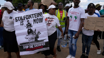 Mamlaka za Afrika Kusini zinakabiliwa na uchunguzi kuhusu zilivyoghulikia wachimba madini haramu
