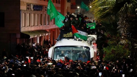 Hari Ini, 90 Tahanan Palestina dan Tiga Tahanan Israel akan Dibebaskan