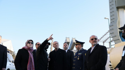 Rais Pezeshkian atembelea mafanikio mapya ya anga na ulinzi ya Wizara ya Ulinzi