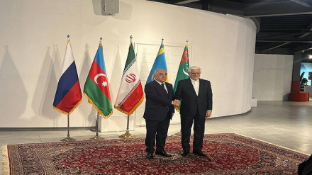Արեֆը Սաադաբադ համալիրում դիմավորել է Կասպյան տնտեսական համաժողովի անդամներին 