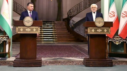 Ареф: Стратегия иранского правительства заключается в расширении отношений с соседними странами