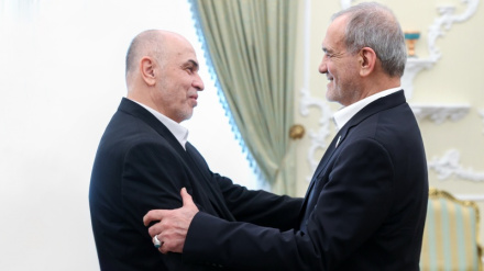 Uniteti islam është një pengesë për komplotet e arrogancës; Pezeshkian: Vendet islamike do të rindërtojnë Gazën