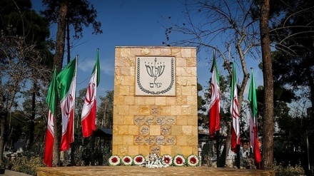 تهران کښې د دیني لږکیو د شهیدانو له درنښت سره په یووخت د دینونو ترمنځ د خبرو اترو د ترسره کولو لپاره د ایران وړاندیز