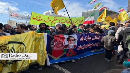 حضور پرشور مهاجرین افغانستانی مقیم مشهد مقدس در راهپیمایی 22 بهمن 
