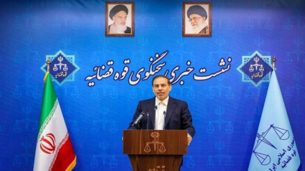 Raia wa Uingereza waliokamatwa Iran  washtakiwa kwa ujasusi