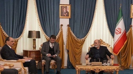 د ترکیې د استخباراتو مشر د ایران د ملي امنیت د لوړې شورا له مشر سره وکتل