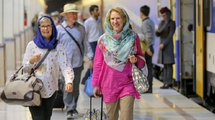 इज़राइल की मिस्र पर हमले की योजना, यूक्रेन और रूस के बीच ज़मीन की अदला-बदली की संभावना, और पर्यटन क्षेत्र में यूरोपीय निवेशकों को ईरान का समर्थन।