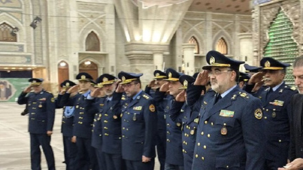 Eýranyň howa güýçleriniň serkerdeleri Yslam rewolýusiýasyny esaslandyryjy bilen ähtlerini täzelediler

