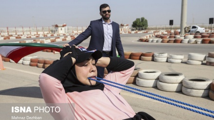 Iranerin bricht Guinness-Rekord; Feier des Welt-Hijab-Tages in den USA