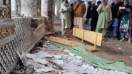 Lideri i njohur fetar mes 4 të vrarëve në një sulm me bombë në Pakistanin perëndimor