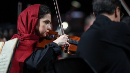 Performance conjointe de musiciens iraniens et russes/Succès d’un film iranien en Pologne et en Turquie