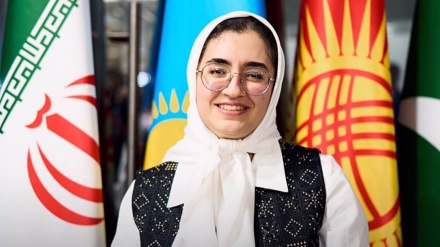 Mwanafunzi wa Iran ashinda 'Tuzo ya Mtafiti Kijana wa Mwaka' ya BRICS na SCO