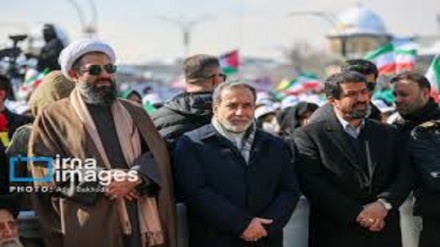  تمجید وزیر خارجه ایران از جمعیت شرکت‌کننده در راهپیمایی سالگرد پیروزی انقلاب اسلامی