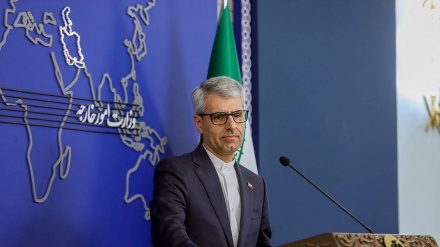 Irani mohon pretendimet për dërgimin e ngarkesave ushtarake në Jemen