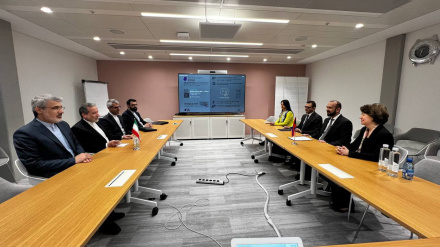 Ժնևում Արաղչիի հանդիպումը Հայաստանի արտգործնախարարի հետ 