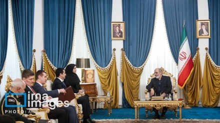 تهران او باکو د دښمنانو پروړاندې پر مقابلې ټینګار وکړ