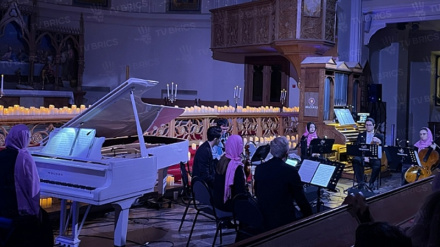 Բարության և հույսի մեղեդի․ Ռուս հանդիսատեսը ջերմորեն ողջունել է իրանական ավանդական երաժշտությունը ներկայացնող խմբի համերգը 