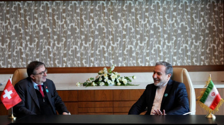 Аракчи: Мы готовы продолжить переговоры с «евротройкой», Иран не потерпит угроз и давления