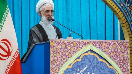Khatibu wa Swala ya Ijumaa Tehran: Trump hatafikia malengo yake kuhusiana na Iran