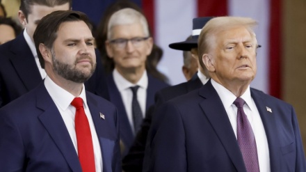 Trampın müavini Rusiyanı təhdid etdi