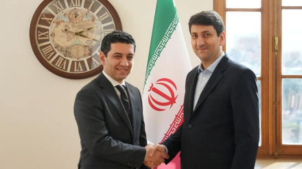 Iran und Eurasien planen Handel im Wert von 10 Milliarden Dollar; Teheran und Eriwan kooperieren in den Bereichen künstliche Intelligenz und Raumfahrtindustrie
