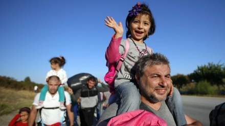 Irani, një nga mikpritësit më të mëdhenj të refugjatëve në botë / Ulyanov: Trojka evropiane duhet të braktisë iluzionin e kthimit të shpejtë