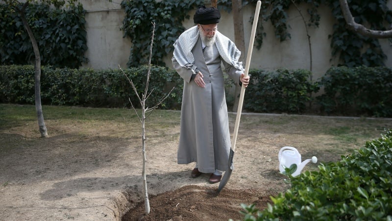 Говоря о важных аспектах отношений Ирана и Австрии, Маджид Тахт-Раванчи сказал: «Культурное сотрудничество может стать мостом между народами двух стра