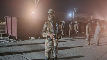 پاکستان کې د ترهګرو له منګولو د ۱۵۵ مسافر ازاد شول