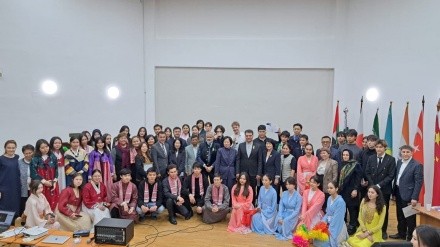 معرفی فرهنگ ایرانی و زبان فارسی به دانش آموزان قزاقی/ برنامه قزاقستان به گسترش روابط تجاری با افغانستان