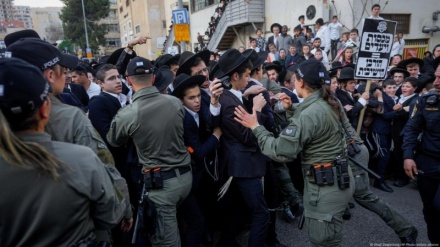 Israel cierra todos los cruces de Gaza / Resistencia palestina: Estamos listos para la guerra
