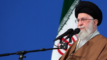 امام خامنه ای خبرداری ورکوي چي که دښمنان د ایران د ولس په ضد کوم اقدام وکړي سخته څپېړه به وخوري