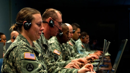 چین :د امریکا استخباراتي ارګانونه په پراخه سویه د نړۍ د اینټرنیټ د کاروونکو د اطلاعاتو  غلا کولو او د هغوې د خبرو اوریدو ته فعاله شوي