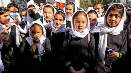 دختران تخاری محروم از تحصیل از آینده مبهم خود می‌گویند