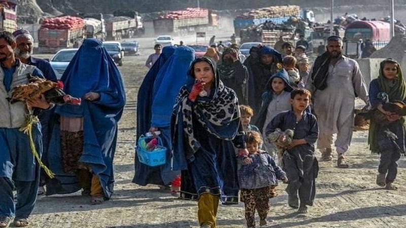 چمن کې بند پاتې افغان کډوال له سختو ستونزو شکایت لري