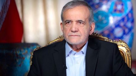 Pezeşkiyan:islomiyə milləton de vəhdəti bə fələstini milləti zid cinoyəton vəy bıqəton.