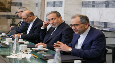 Cemal Reşid: Irak, İran ve ABD Arasındaki Süren Müzakereleri Destekliyor